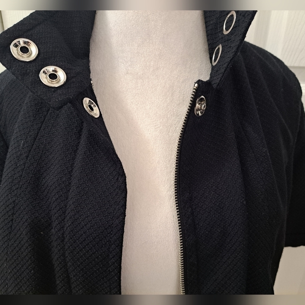 apt 9 Black Textured Cropped Zip Up Jacket Size M - Picture 7 of 13